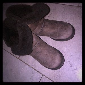 Used brown Uggs
